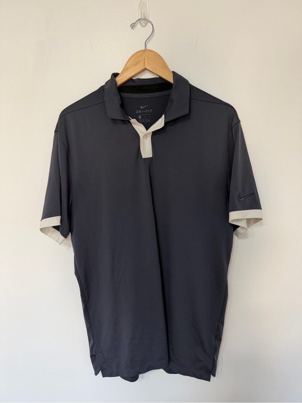 Nike Golf Dri-FIT Gray  Polo Shirt White Trim Men’s Medium Short Sleeve Athletic